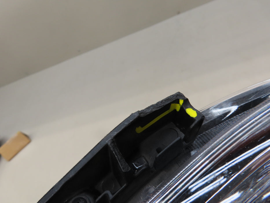 2018-2020 HYUNDAI KONA FRONT LEFT DRL DAYTIME RUNNING LIGHT LAMP LED OEM