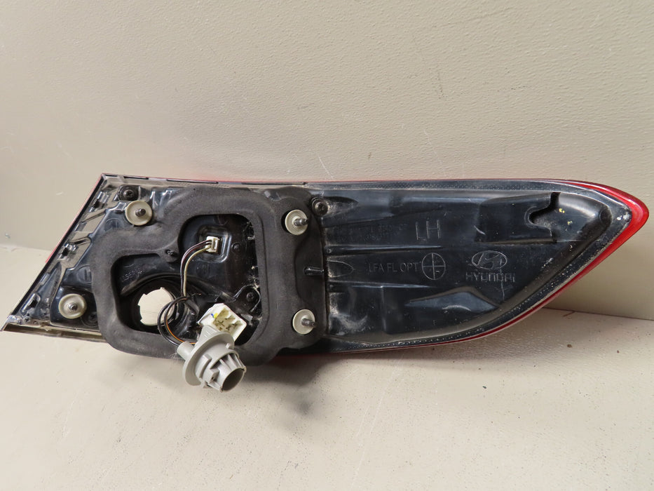 2018 2019 HYUNDAI SONATA LEFT REAR DRIVERS OUTER SIDE LH TAIL LIGHT LAMP OEM