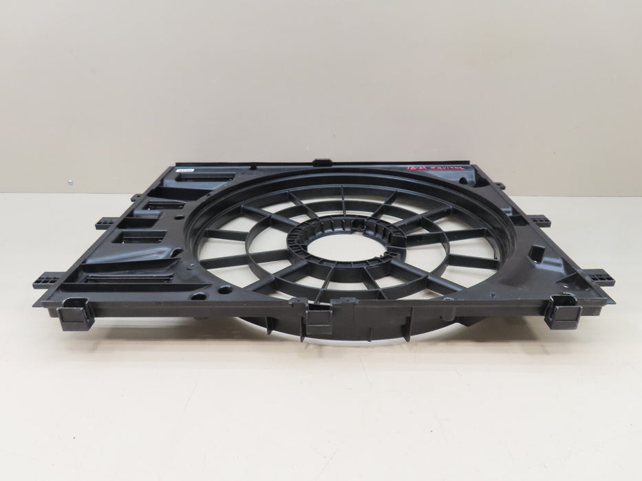 2018-2021 CHEVROLET EQUINOX FRONT RADIATOR COOLINF FAN SHUTTER OEM 85109720