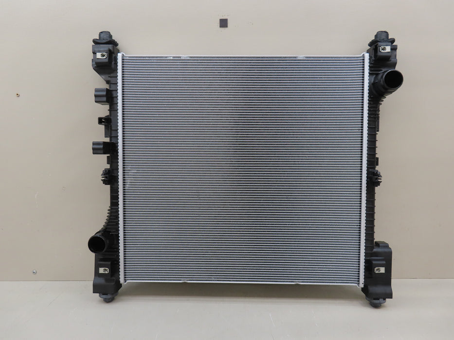 2021-2024 JEEP GRAND CHEROKEE L FRONT RADIATOR OEM 68488315AC