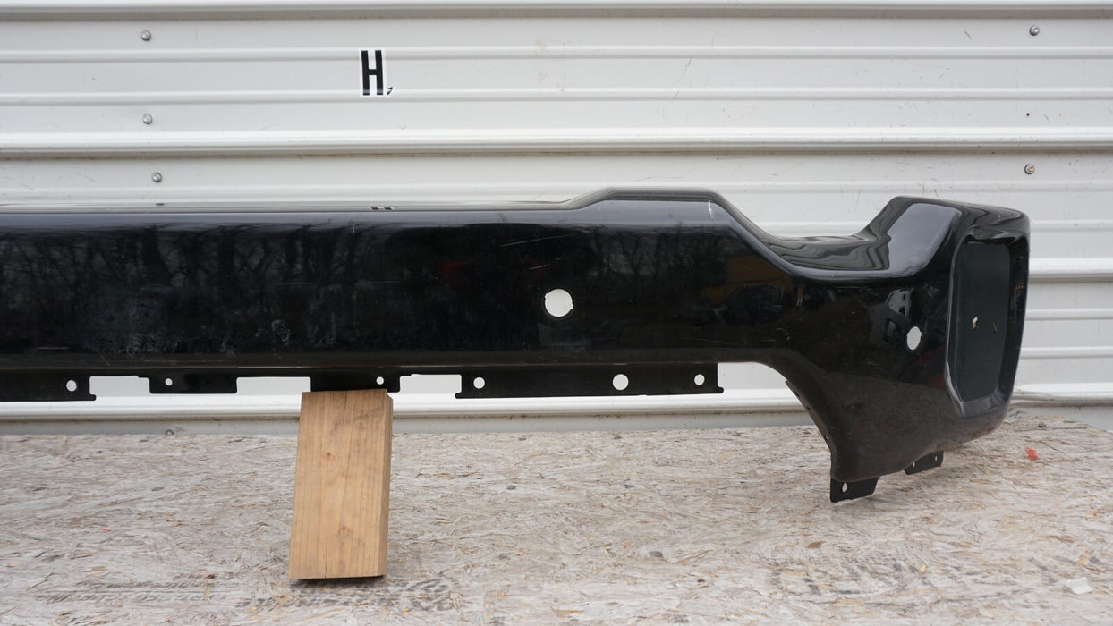 2020-2021 GMC SIERRA 2500HD / 3500HD DENALI FRONT BUMPER COVER 84682983 OEM