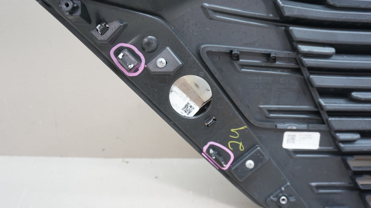 2024-2025 NISSAN SENTRA FRONT BUMPER RADIATOR GRILLE  6220A6LY0A OEM