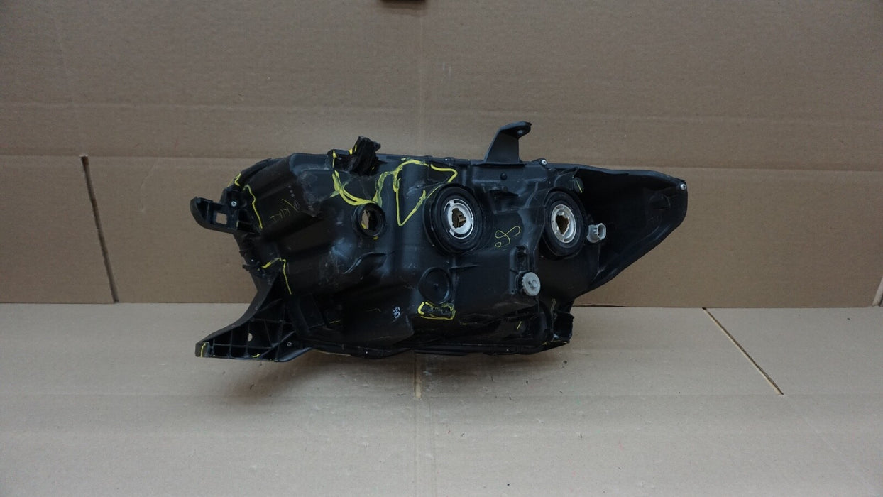 2016-2018 TOYOTA TACOMA FRONT RH RIGHT PASSENGER SIDE HEADLIGHT OEM 16 17 18