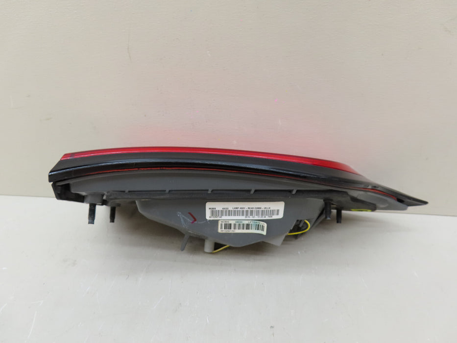 2014-2018 JEEP CHEROKEE REAR LEFT DRIVER SIDE TAIL LIGHT INNER OEM 68102920AC