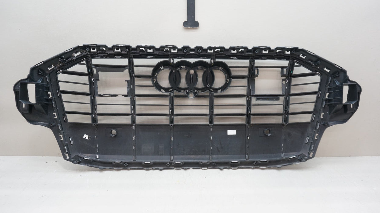 2017-2019 AUDI Q7 QUATTRO FRONT BUMPER RADIATOR GRILLE OEM  4M0853651