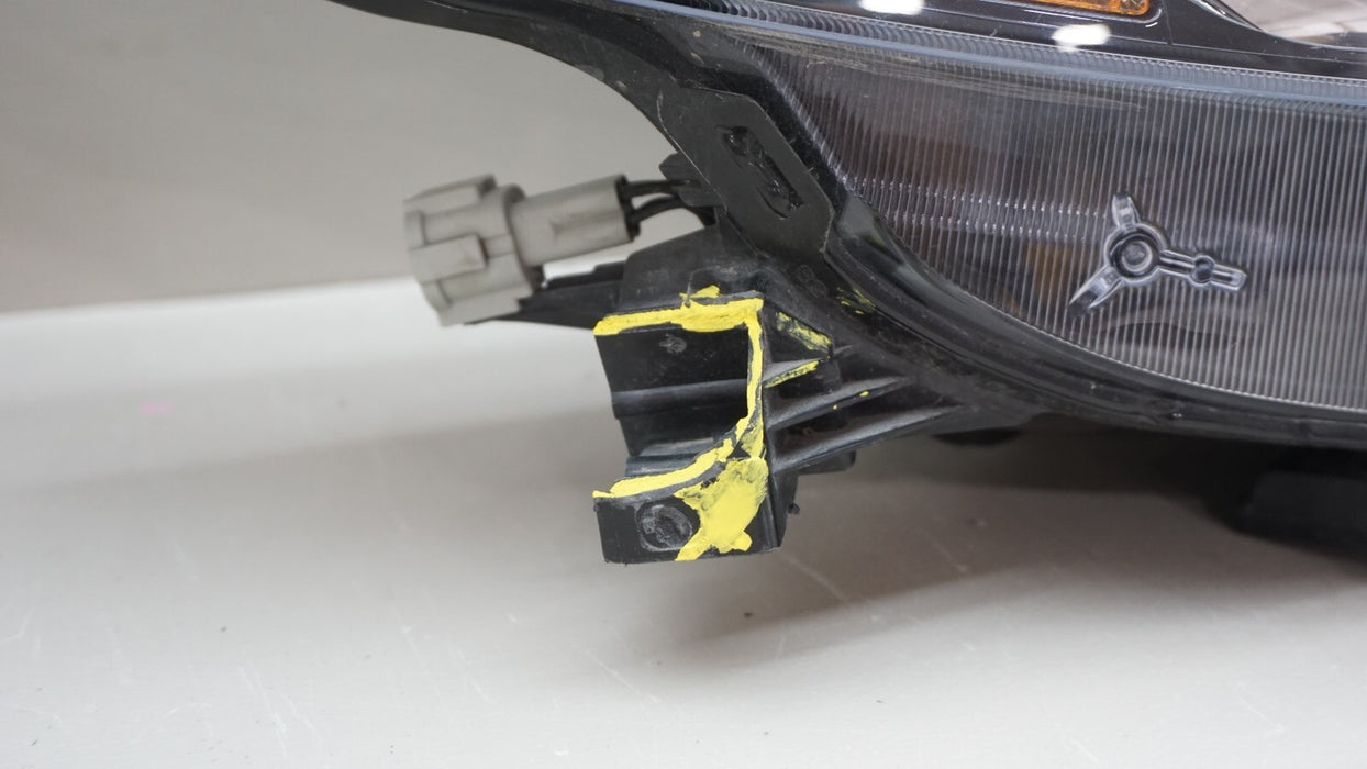 2020-2023 NISSAN SENTRA FRONT RH RIGHT PASSENGER SIDE HEADLIGHT HALOGEN OEM