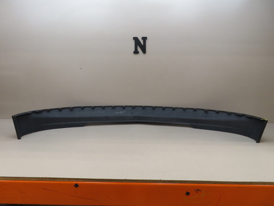 2015-2020 CHEVROLET TAHOE/SUBURBAN FRONT LOWER AIR DEFLECTOR OEM 22936501