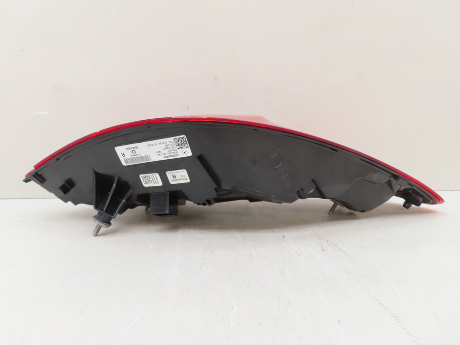 2022 2023 MERCEDES-BENZ C300 REAR RIGHT PASSENGER TAIL LIGHT LED OEM A2069063800
