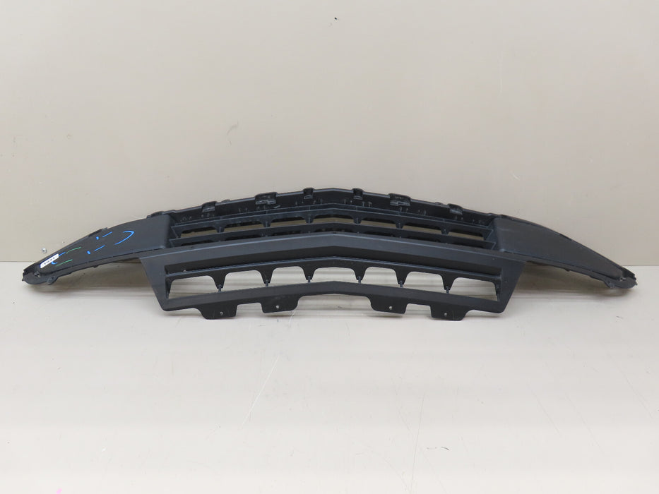 2018-2020 CHEVROLET TRAVERSE FRONT LOWER BUMPER GRILL GRILLE COVER OEM 84402021