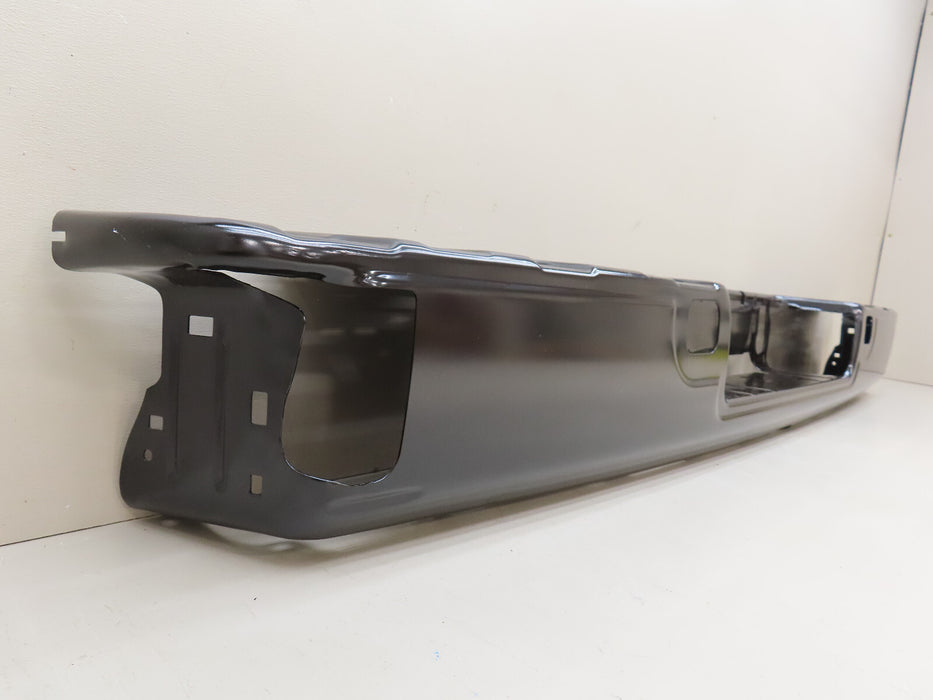 2016-2019 NISSAN TITAN XD REAR BUMPER FACE STEP BAR OEM 85030-EZ30C