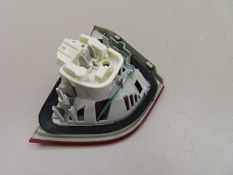 2009-2011 BMW 3 SERIES REAR LEFT DRIVER SIDE TAILLIGHT TAILLAMP ASSEMBLY OEM