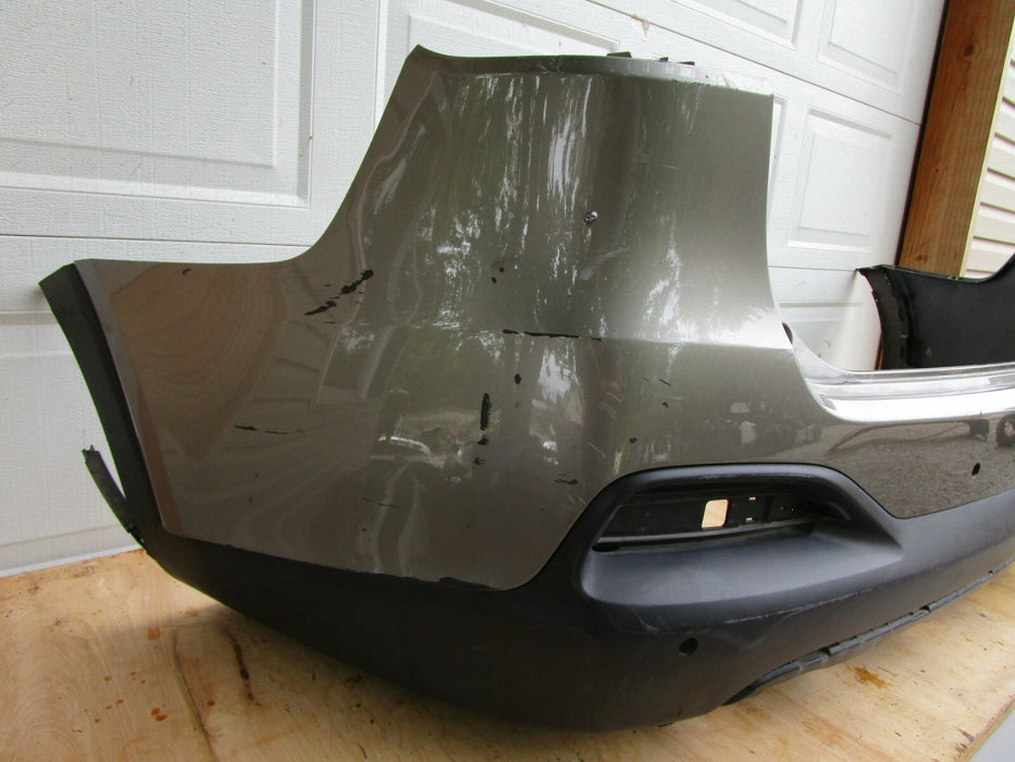 16 17 KIA SORENTO REAR BUMPER COVER OEM