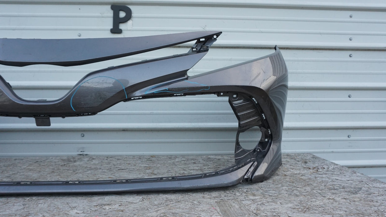 2018-2019 TOYOTA CAMRY FRONT BUMPER COVER OEM 18 19