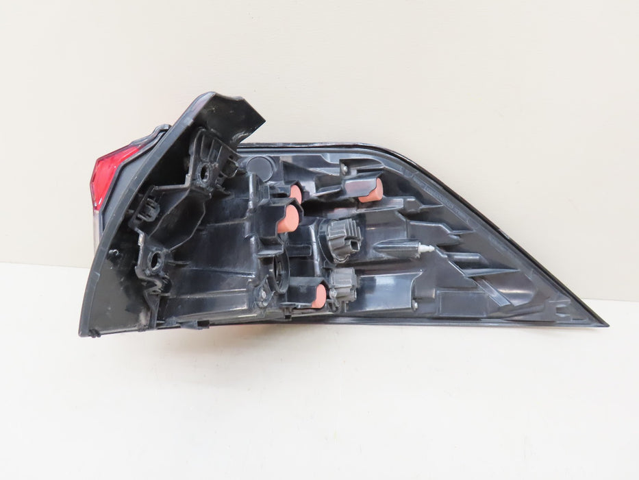 2019-2022 TOYOTA RAV4 REAR LEFT DRIVER SIDE TAIL LIGHT OEM 81560-0R09000