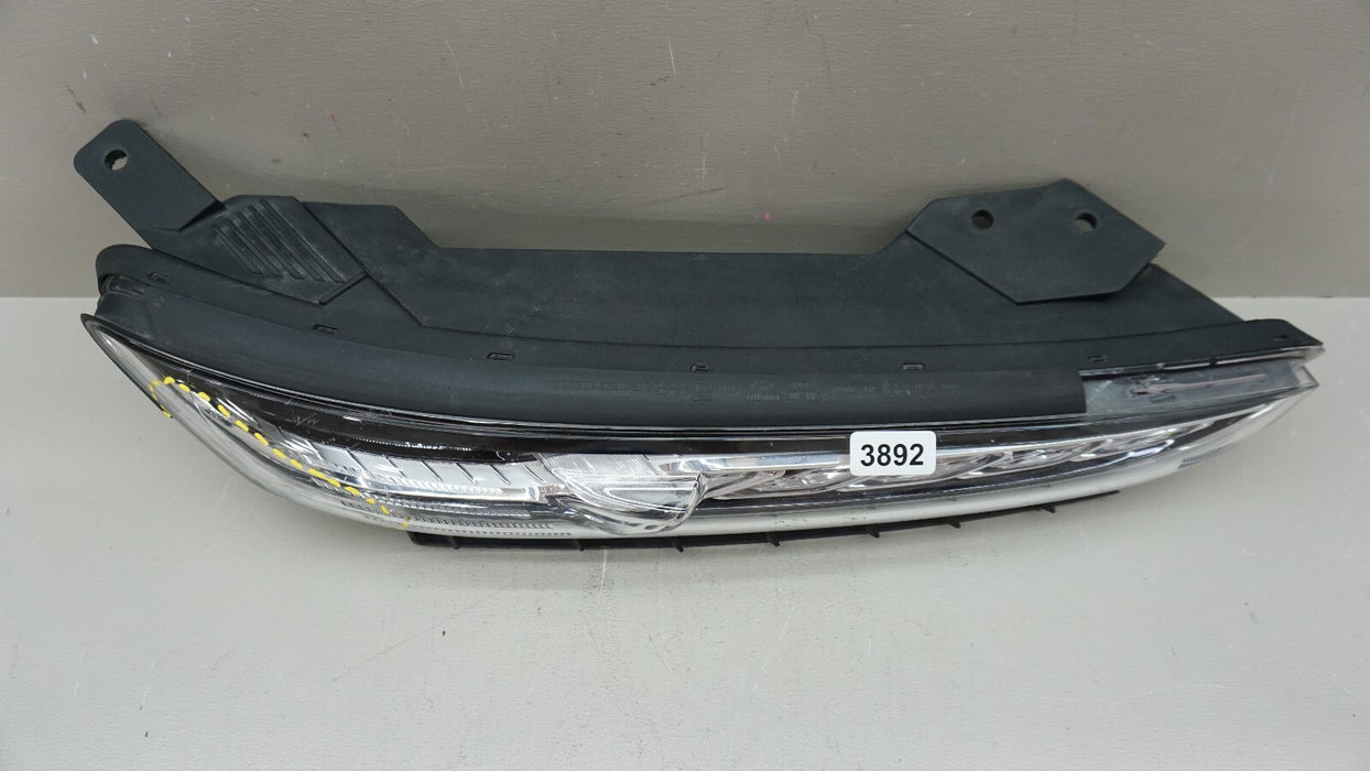 2018-2021 HYUNDAI KONA FRONT RIGHT PASSENGER DAYTIME RUNNING LIGHT DRL OEM