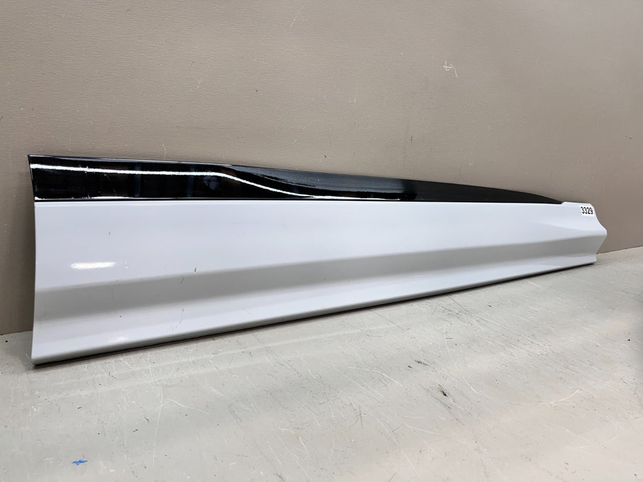 2025-2027 AUDI Q5 RH FRONT DOOR TRIM COVER 8MA.853.960 OEM