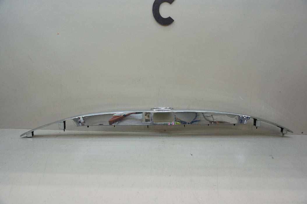 2018-2020 HONDA ODYSSEY REAR LIFTGATE LICENSE MOLDING TRIM OEM 74890-THR