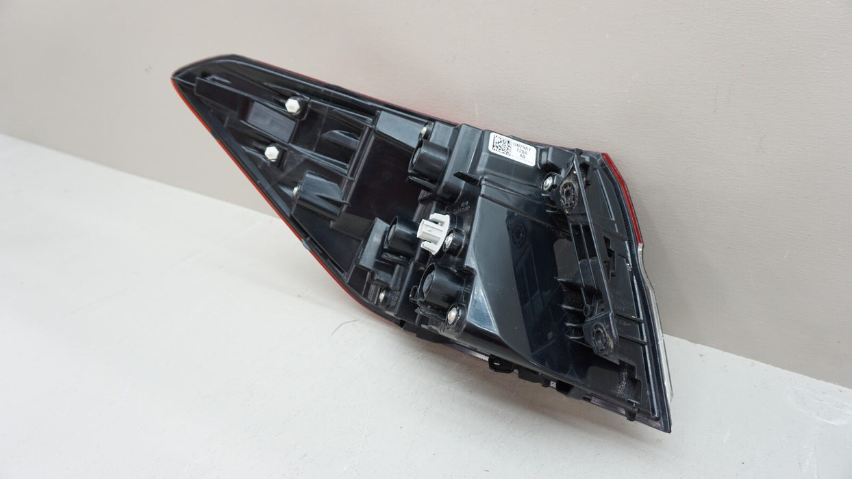 2022-2024 HONDA CIVIC SEDAN REAR RH RIGHT PASSENGER SIDE TAIL LIGHT OEM