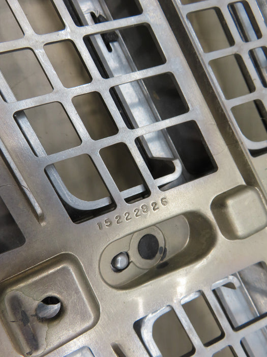 2007-2014 CADILLAC ESCALADE FRONT UPPER MAIN GRILLE OEM 20824253