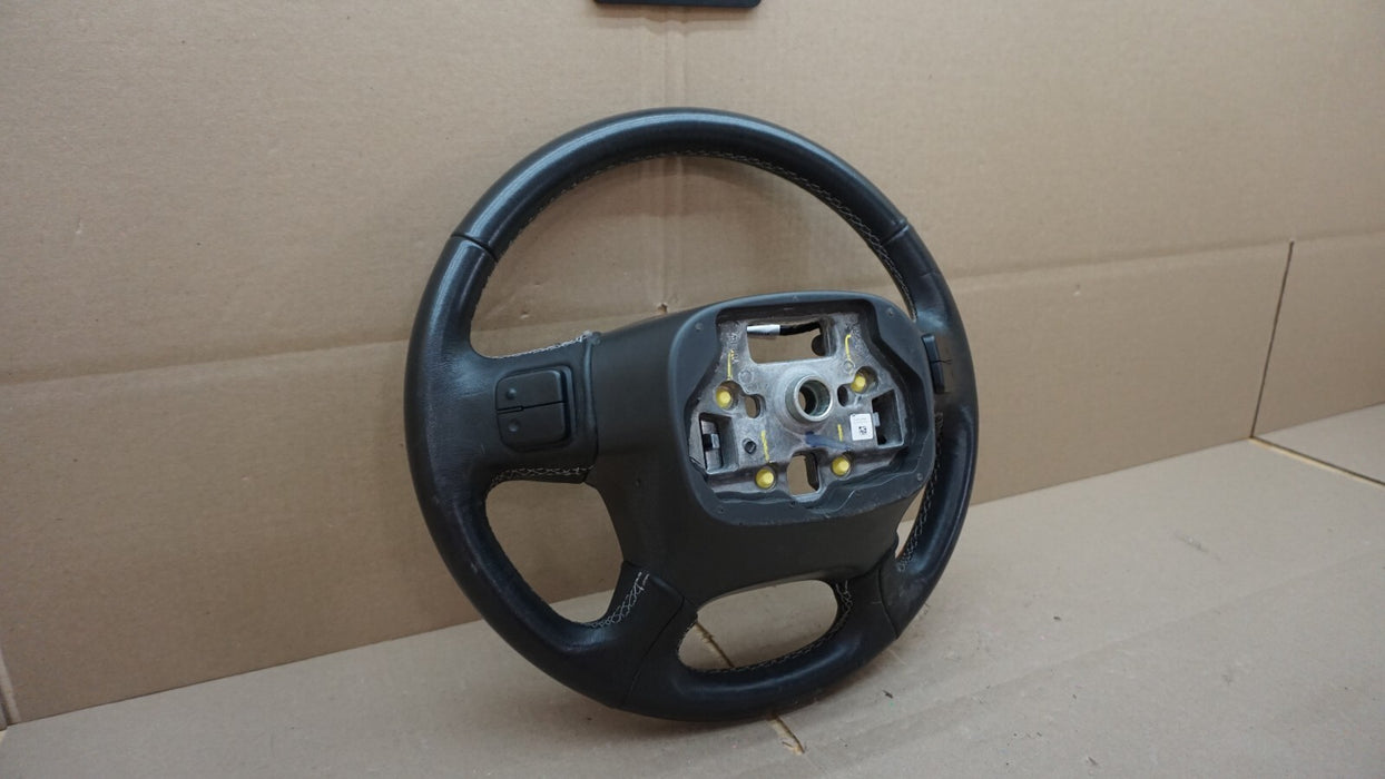 2015-2020 CHEVROLET SUBURBAN STEERING WHEEL BLACK OEM 15 16 17 18 19 20