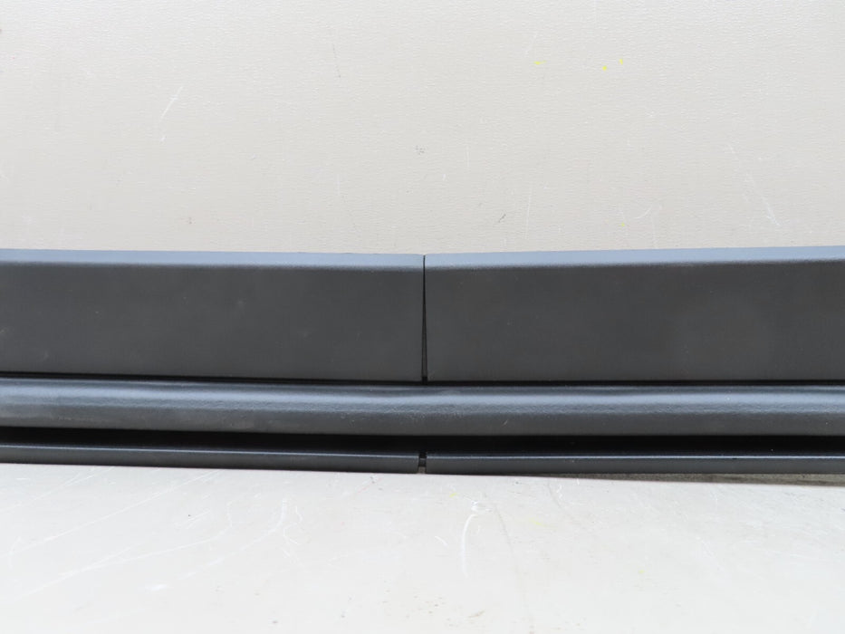 2018-2020 CHEVROLET EQUINOX RIGHT ROCKER SKIRT MOLDING COVER PANEL OEM 84713654