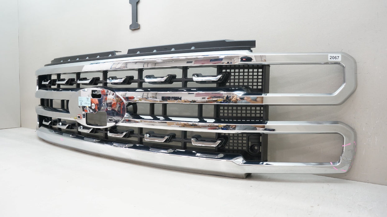 2023-2025 FORD F250 F350 SUPER DUTY FRONT BUMPER GRILLE OEM PC3B-8A164