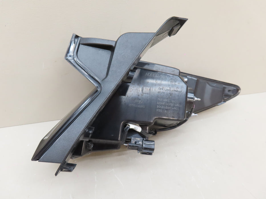 2022-2024 HYUNDAI TUCSON REAR LEFT DRIVER SIDE TAIL LIGHT OUTER OEM