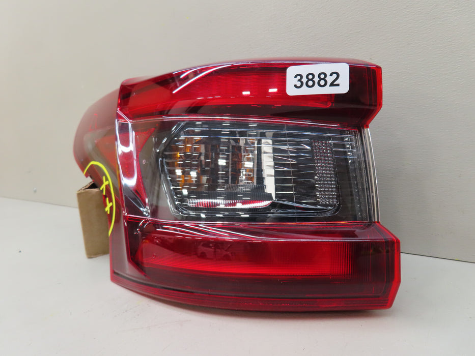 2017 2018 2019 2020 2021 2022 NISSAN ROGUE REAR LEFT DRIVER TAIL LIGHT OUTER OEM