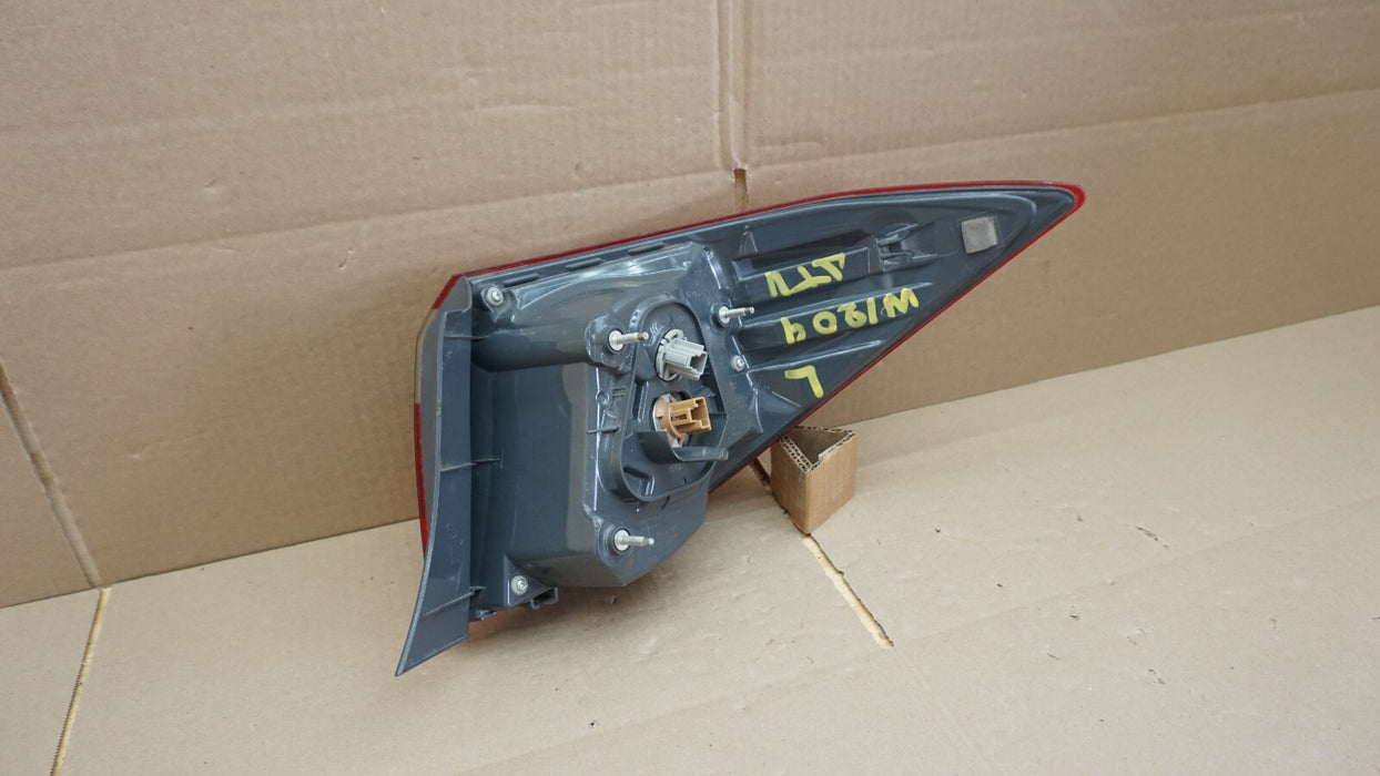 2014-2016 TOYOTA COROLLA REAR LEFT DRIVER SIDE OUTER TAIL LIGHT BRAKE LAMP OEM