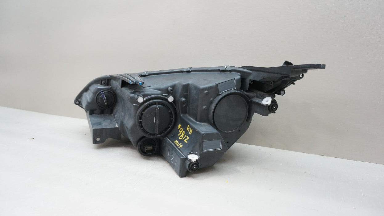 2016-2019 CHEVROLET VOLT FRONT RIGHT SIDE HALOGEN HEADLIGHT OEM 84127386