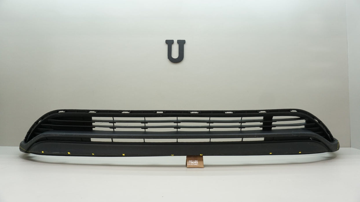 2020-2021 TOYOTA HIGHLANDER FRONT LOWER BUMPER COVER VALANCE OEM 521290E070