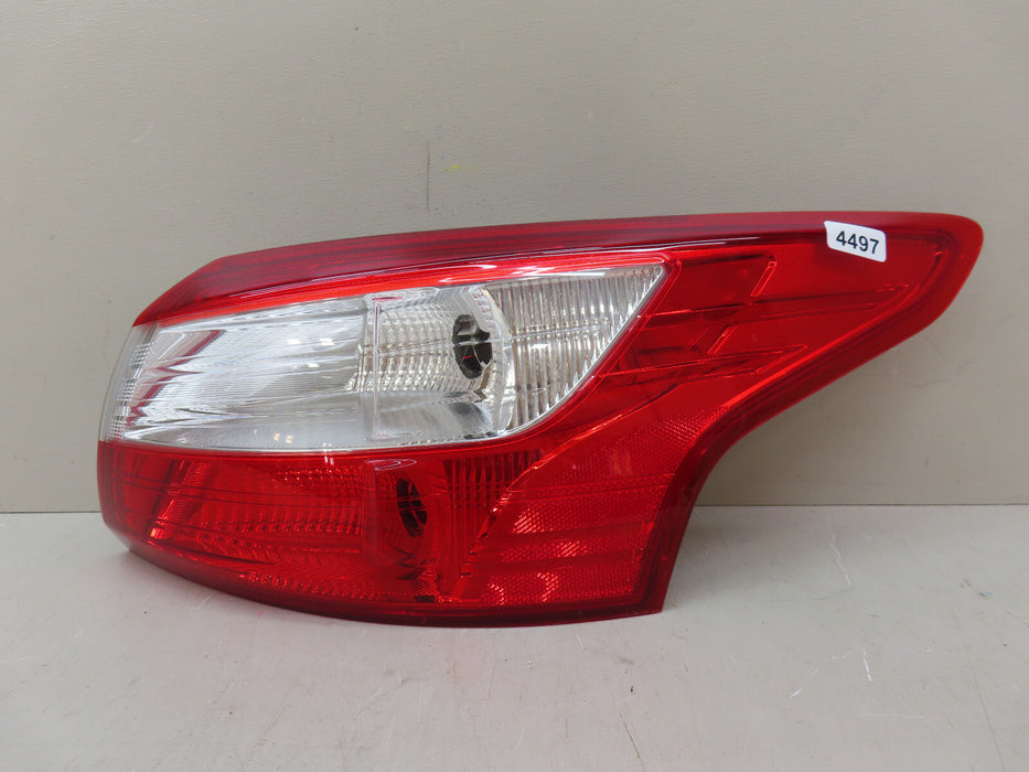 2012-2014 FORD FOCUS  REAR RIGHT TAIL LIGHT OUTER OEM EM51-13404-EA
