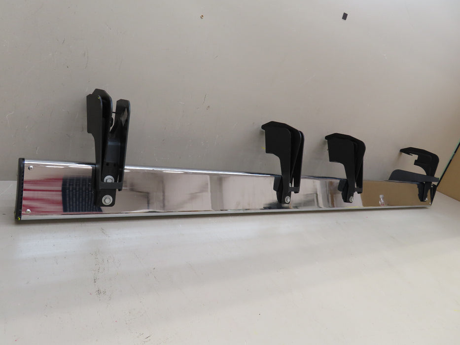 2007-2019 CHEVROLET SILVERADO 1500 LEFT/RIGHT SIDE ROCKER PANEL OEM