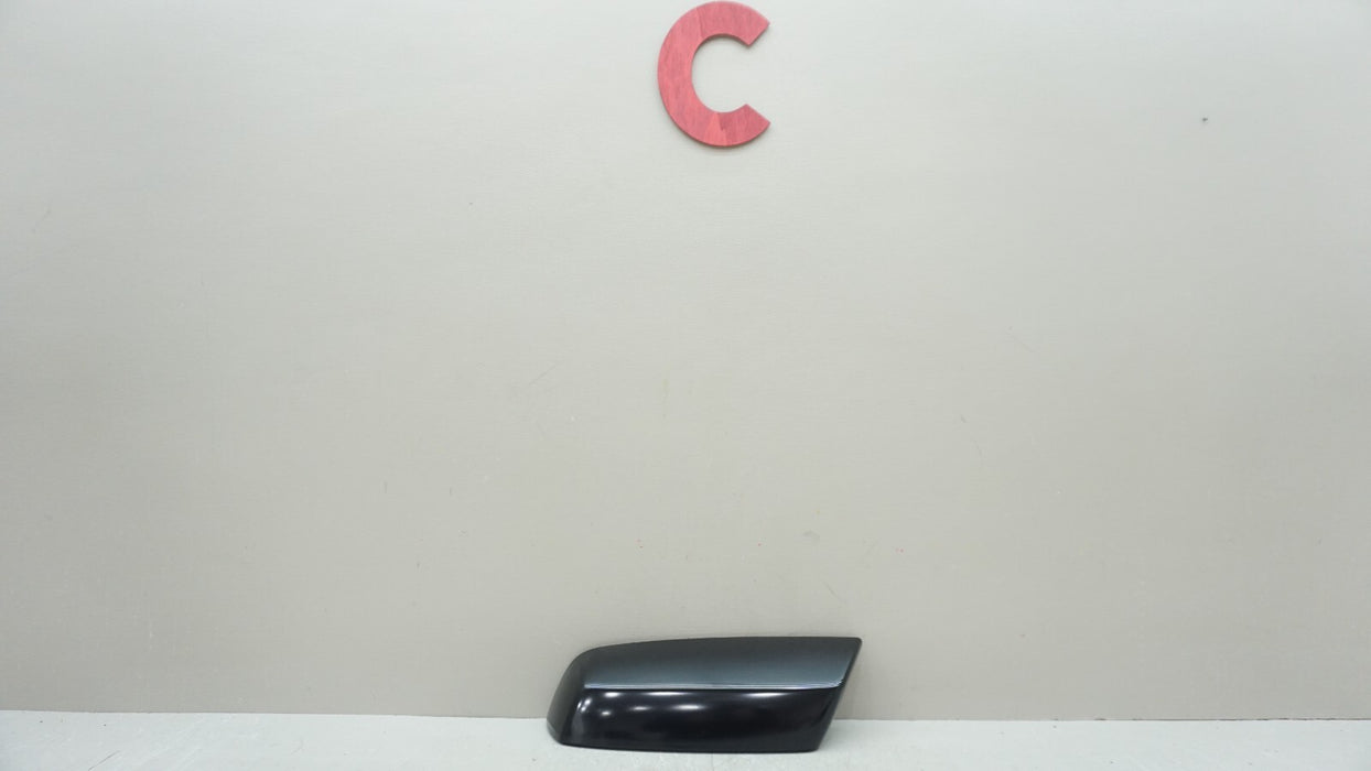 2014-2019 CHEVROLET SILVERADO 1500 RIGHT PASSENGER SIDE MIRROR CAP OEM 22919757