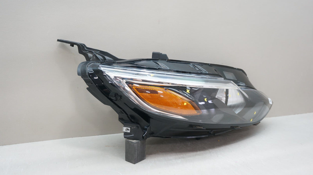 2019-2025 CHEVROLET MALIBU FRONT RIGHT SIDE HALOGEN HEADLIGHT OEM 84650572
