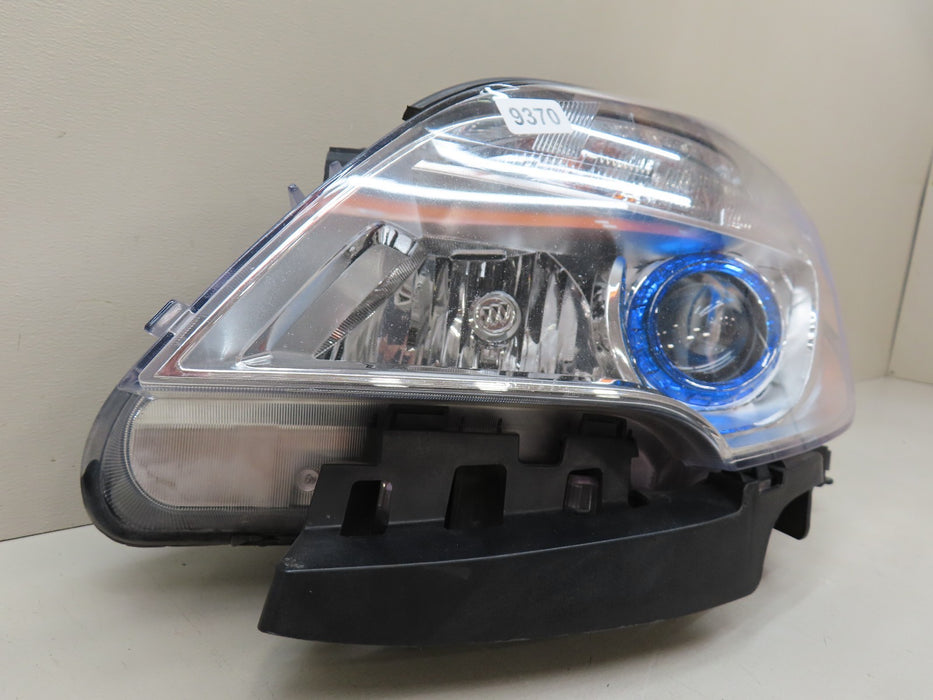 2013-2016 BUICK ENCORE LEFT DRIVER SIDE HEADLIGHT OEM 9370