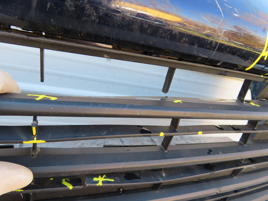 2021 2022 TOYOTA SIENNA FRONT BUMPER COVER OEM