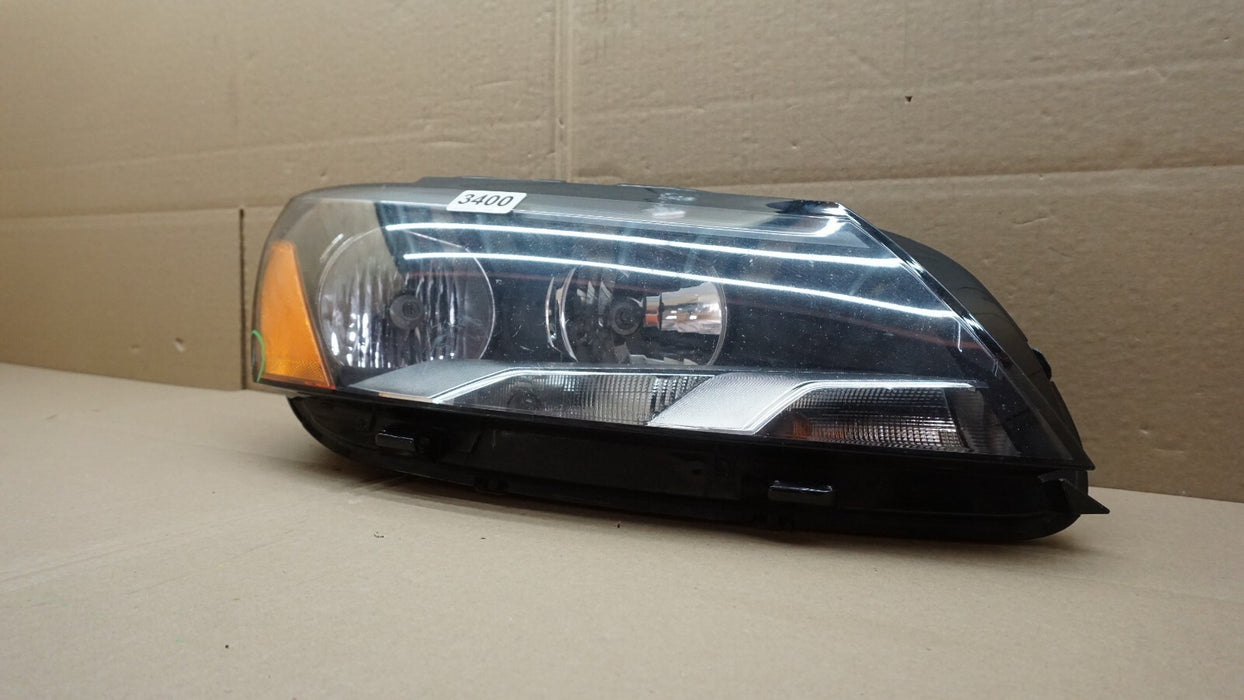 2012-2015 VOLKASWAGEN PASSAT FRONT RIGHT PASSENGER SIDE HEADLIGHT OEM