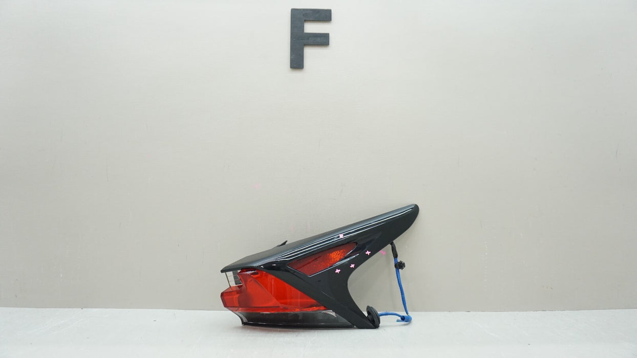 2015-2017 LEXUS NX200T NX300 NX300H REAR RIGHT PASSENGER SIDE TAIL LIGHT OEM