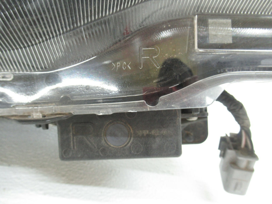 2017 2018 2019 SUBARU FORESTER RIGHT PASSENGER SIDE HALOGEN HEADLIGHT OEM