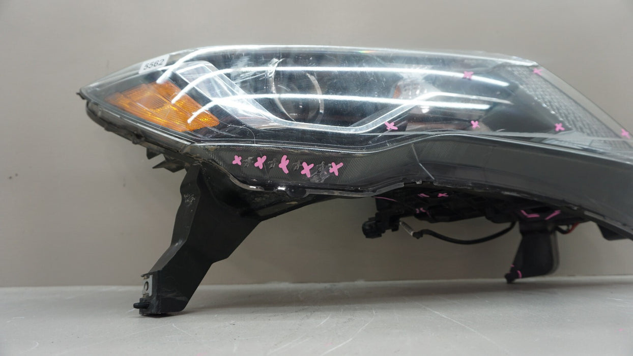 2017-2020 NISSAN PATHFINDER FRONT RIGHT PASSENGER SIDE HEADLIGHT HALOGEN OEM