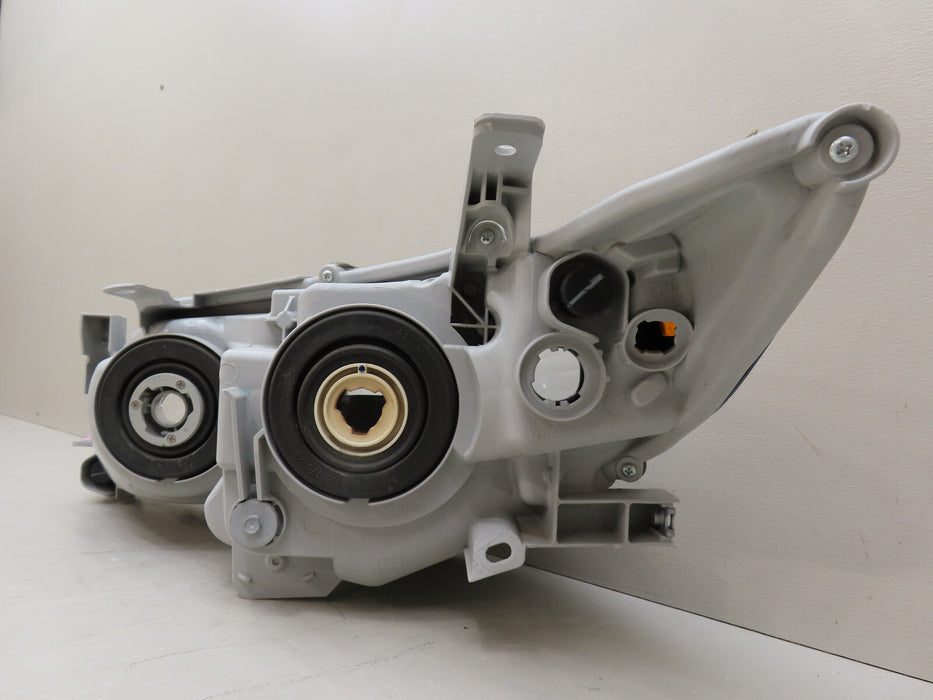 2012-2014 TOYOTA CAMRY FRONT RIGHT PASSENGER HEADLIGHT HALOGEN OEM