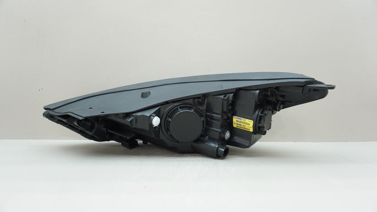 2016-2018 HYUNDAI TUCSON FRONT RIGHT PASSENGER SIDE HEADLIGHT HALOGEN AFTERMARKE