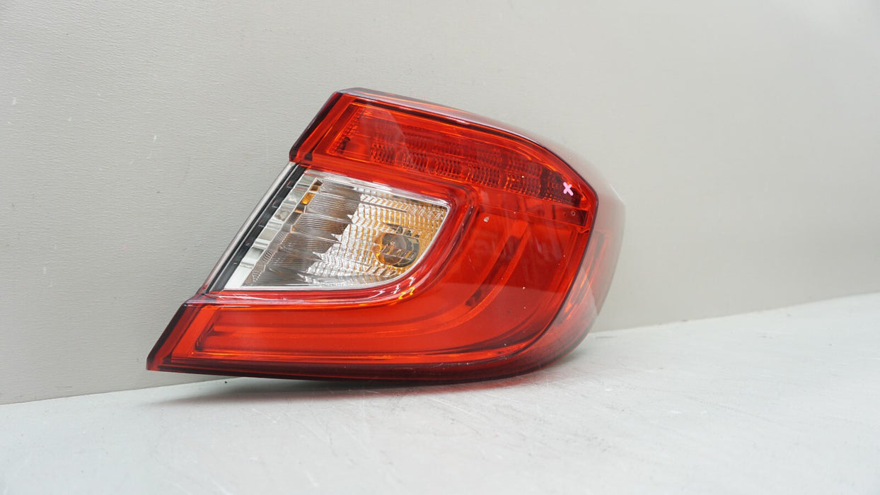 2018-2022 HONDA ACCORD REAR RH RIGHT PASSENGER SIDE OUTER TAIL LIGHT OEM