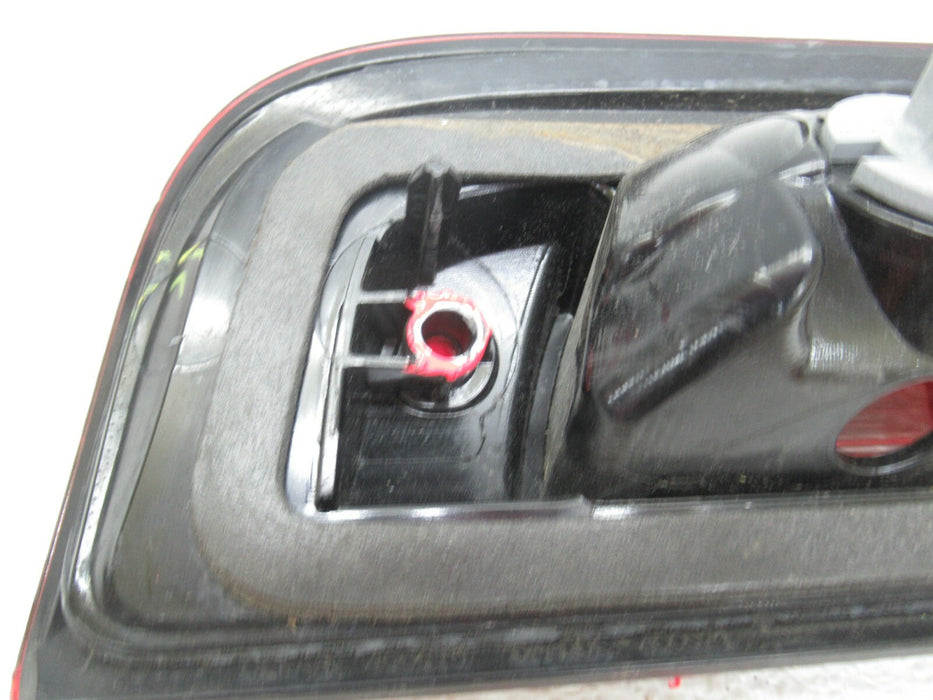 2014 - 2018 CHEVROLET SILVERADO 1500 HIGH MOUNTED 3RD THIRD BRAKE STOP LAMP OEM