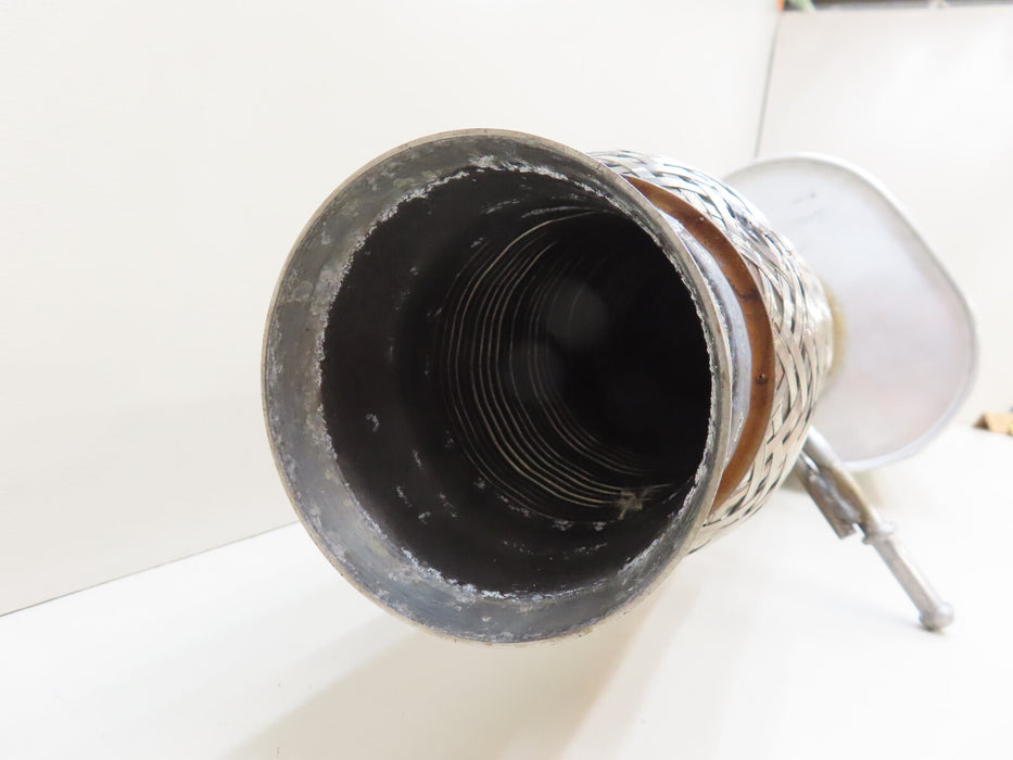 2021-2023 GEUNINE GM EXHAUST MUFFLER CADILLAC,SUBURBAN,TAHOE,YUKON,XL OEM