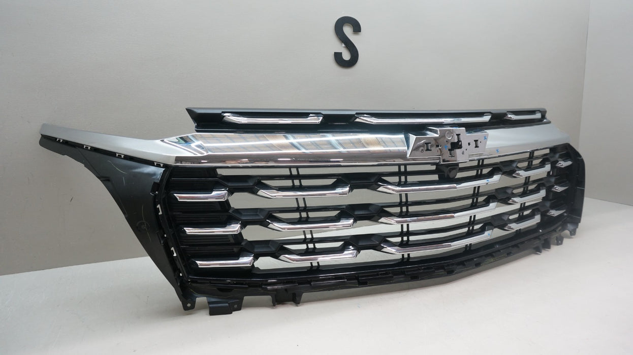 2024-2026 CHEVROLET EQUINOX FRONT BUMPER GRILLE GRILL 26426341 OEM