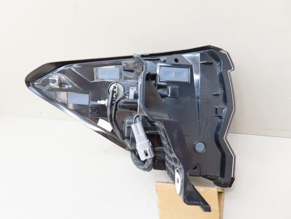 2020-2024 SUBARU OUTBACK REAR RIGHT PASSENGER OUTER SIDE TAIL LIGHT OEM