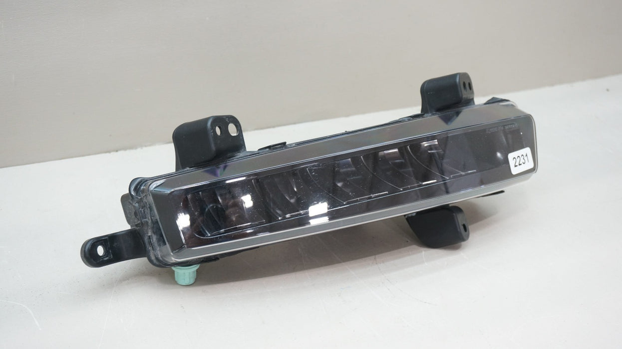 2022-2023 JEEP WAGONEER FRONT RIGHT PASSENGER SIDE FOG LIGHT 68425740AB OEM