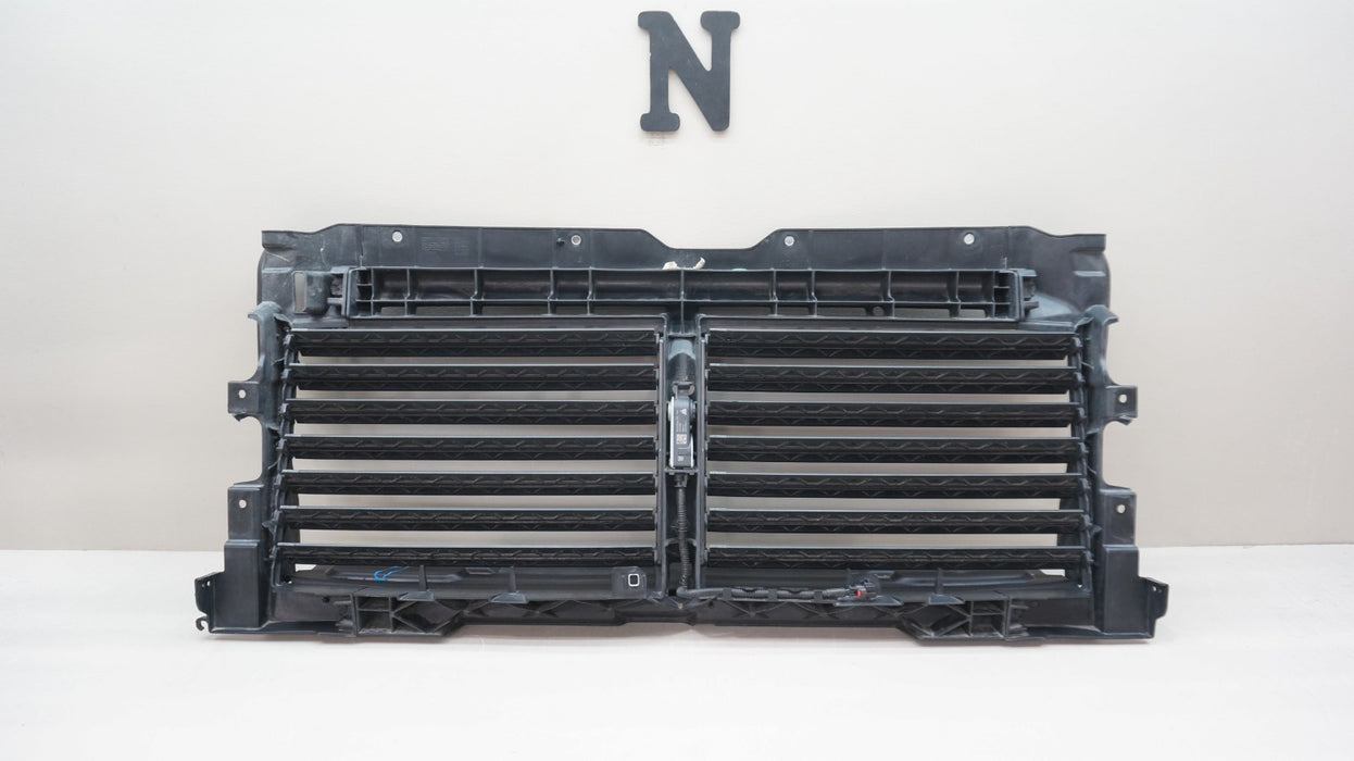 2021-2023 CHEVROLET TAHOE / SUBURBAN RADIATOR SHUTTER GRILLE WITH MOTOR OEM